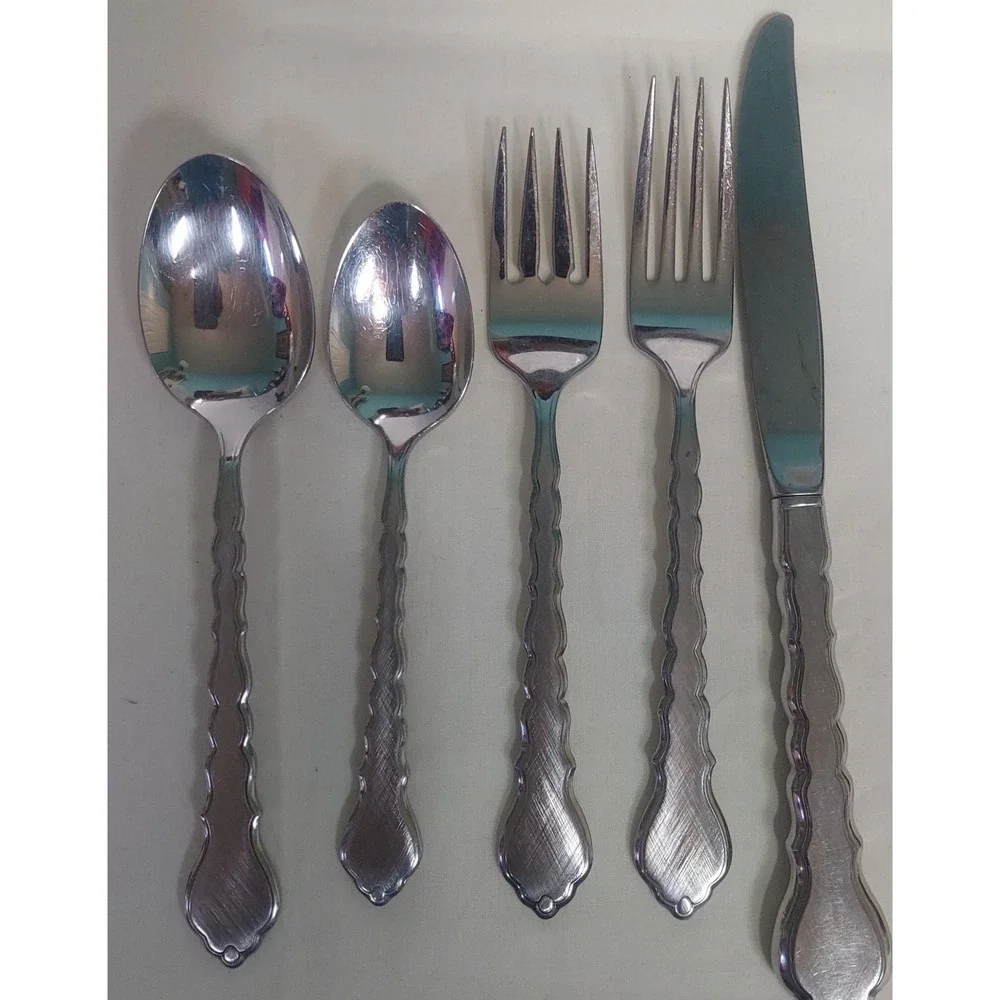 Oneida Community Cello Flatware 5pc Salad ,Dinner Fork, Coffee, Soup Spoon,knife - Picture 3 of 4